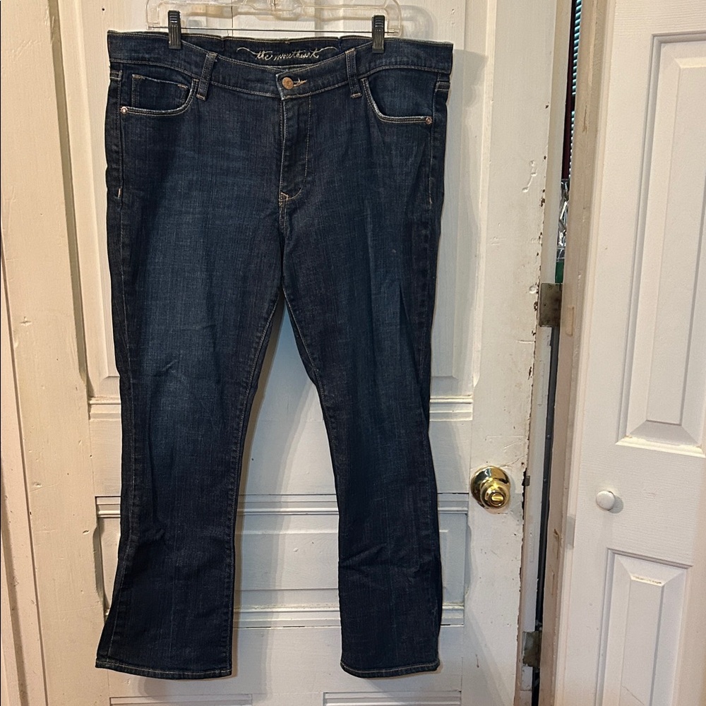 Old Navy Sweetheart Women’s Bootcut Jesns, size 14 short